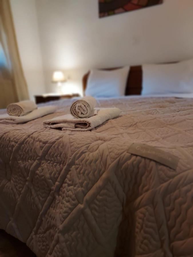 Guesthouse Platon Orma Ngoại thất bức ảnh