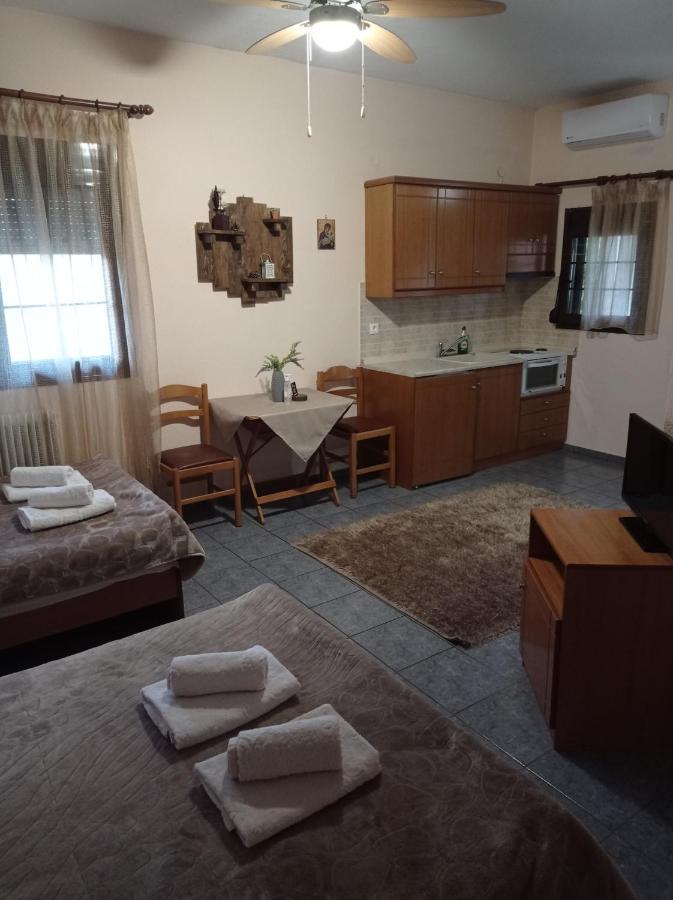 Guesthouse Platon Orma Ngoại thất bức ảnh