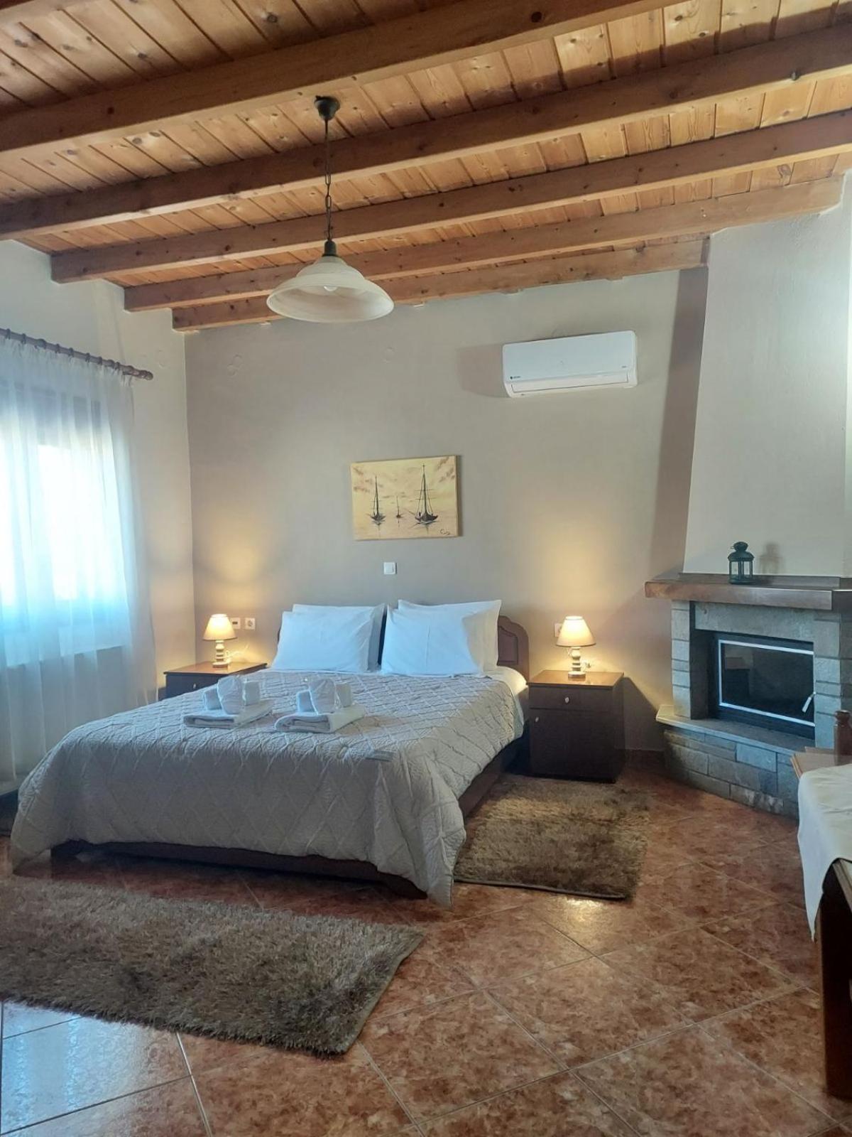 Guesthouse Platon Orma Ngoại thất bức ảnh