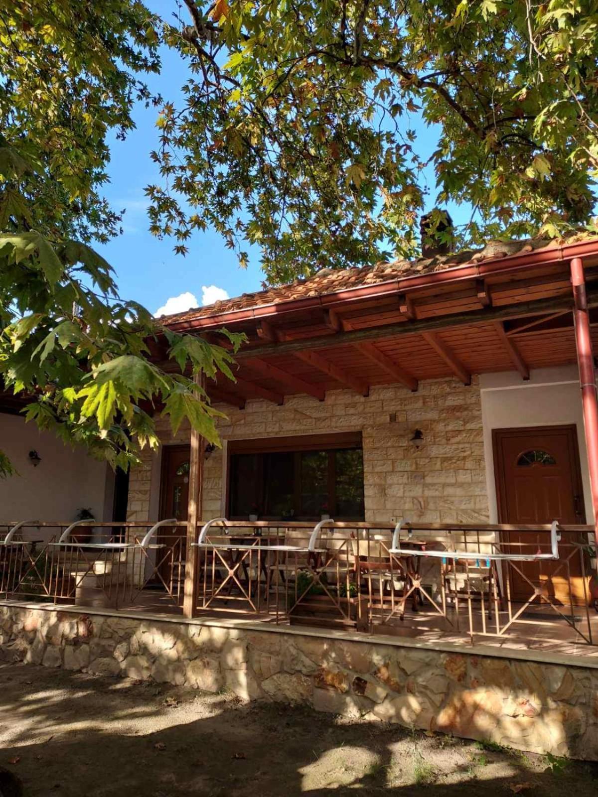 Guesthouse Platon Orma Ngoại thất bức ảnh