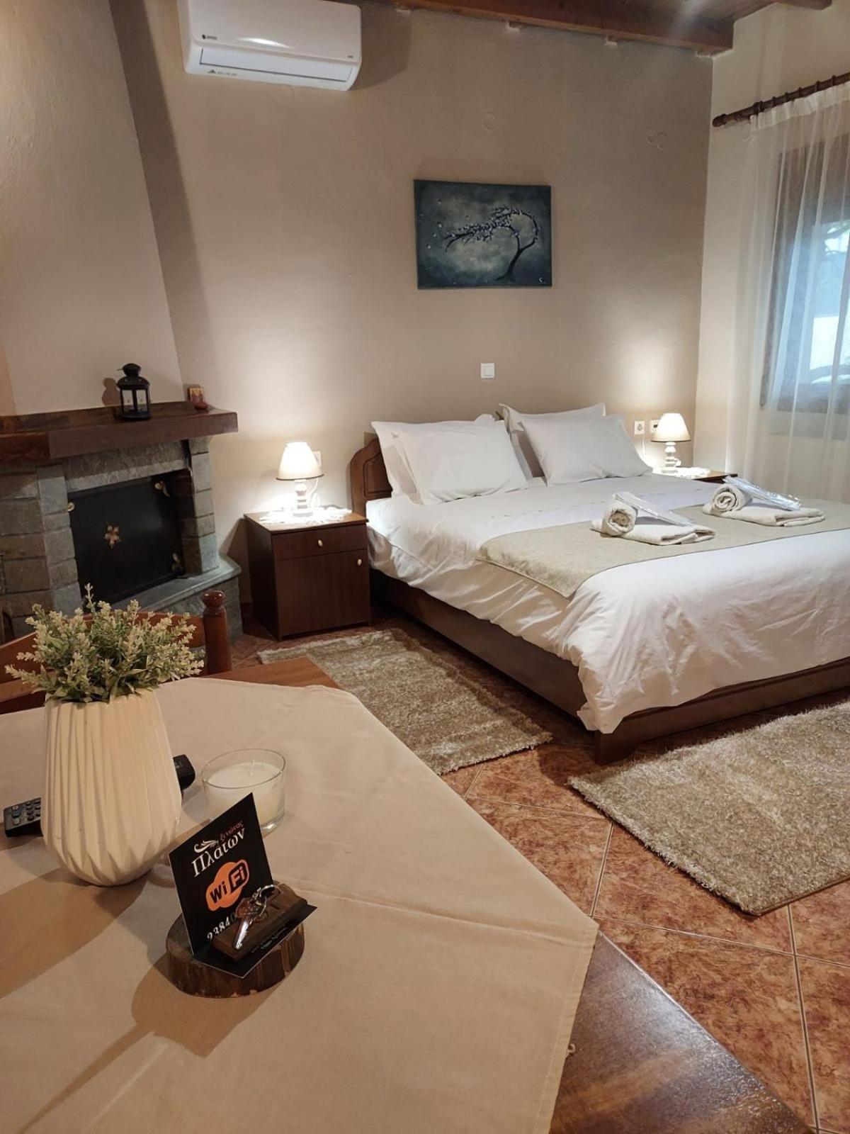 Guesthouse Platon Orma Ngoại thất bức ảnh