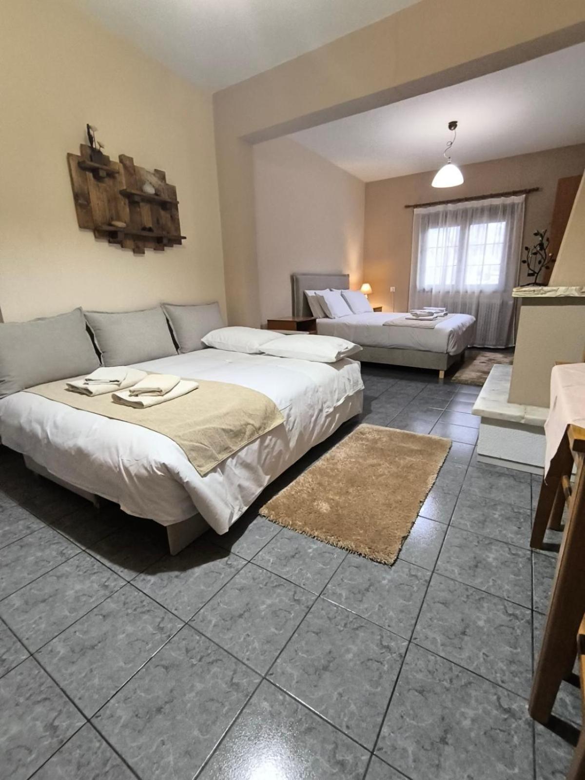 Guesthouse Platon Orma Ngoại thất bức ảnh